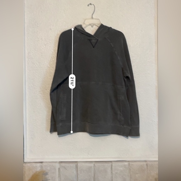 Wonder Nation gray distressed, pull over hoodie with front pockets, size XL - Picture 6 of 6